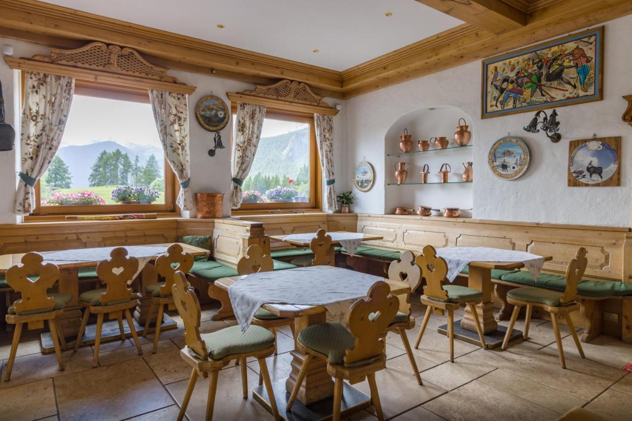 Hotel Villa Argentina Cortina dʼAmpezzo Exterior foto